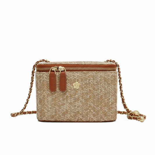 Solevia – Bucket de Paja Trenzada con Cadena Elegante