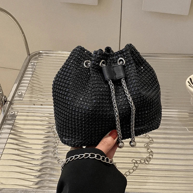 Étoilée – Bucket Bag con Cristales Brillantes Premium