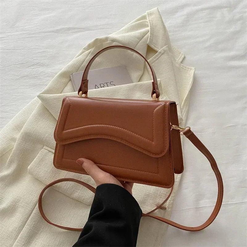 Avelyne – Tote Mini de Cuero PU Premium con Diseño Elegante