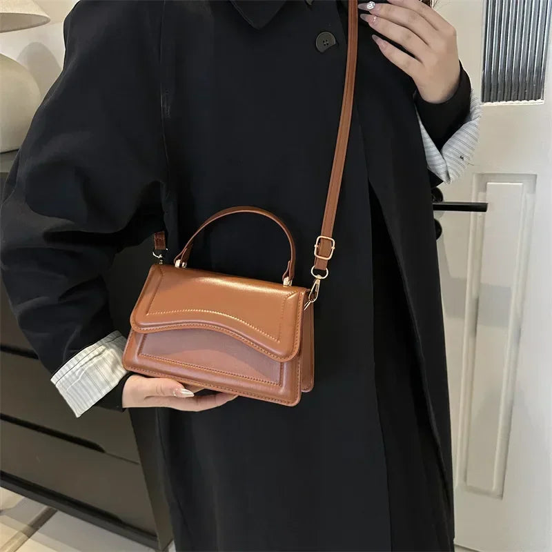 Avelyne – Tote Mini de Cuero PU Premium con Diseño Elegante