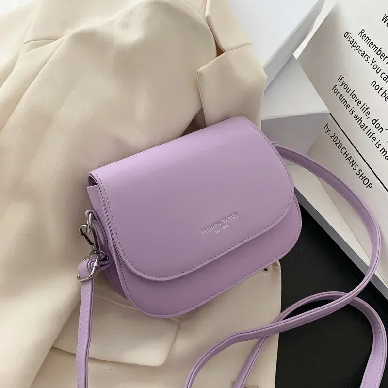 Évanna – Saddle Bag de Cuero PU con Diseño Elegante