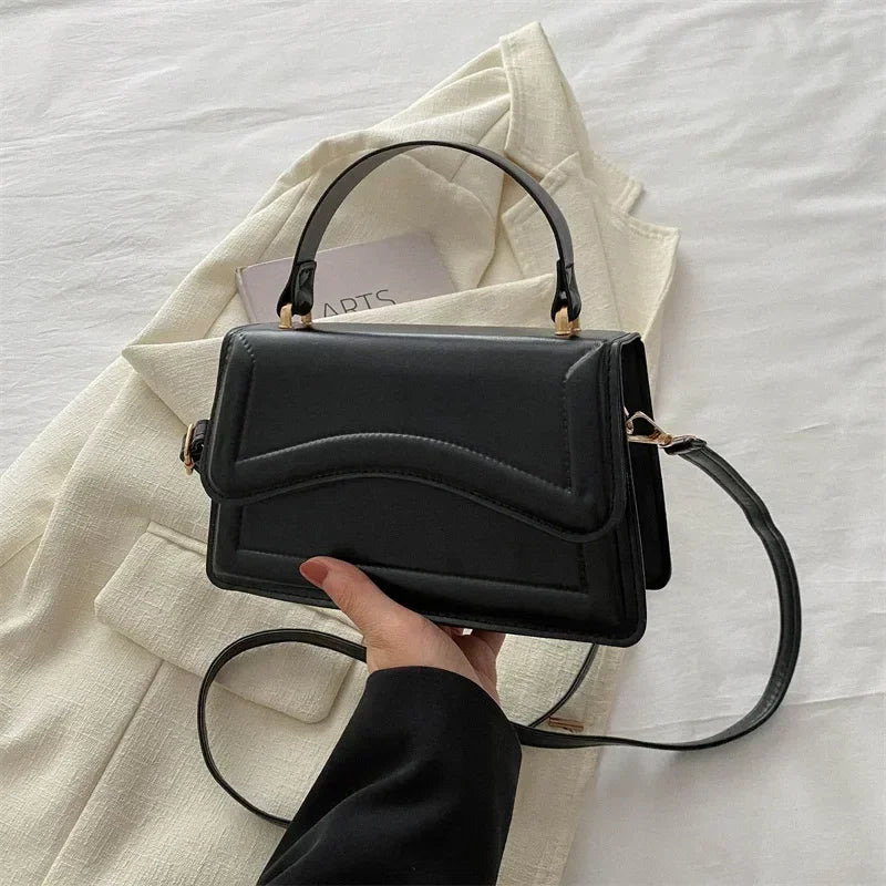 Avelyne – Tote Mini de Cuero PU Premium con Diseño Elegante