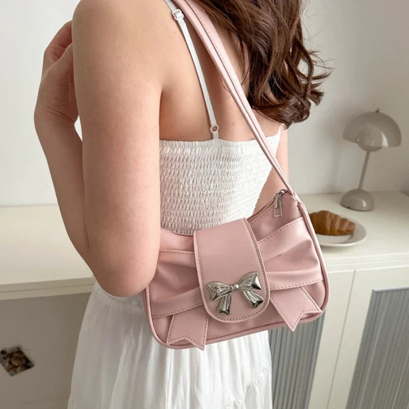 Rosélia – Diseño con Lazo Elegante en Cuero PU Premium